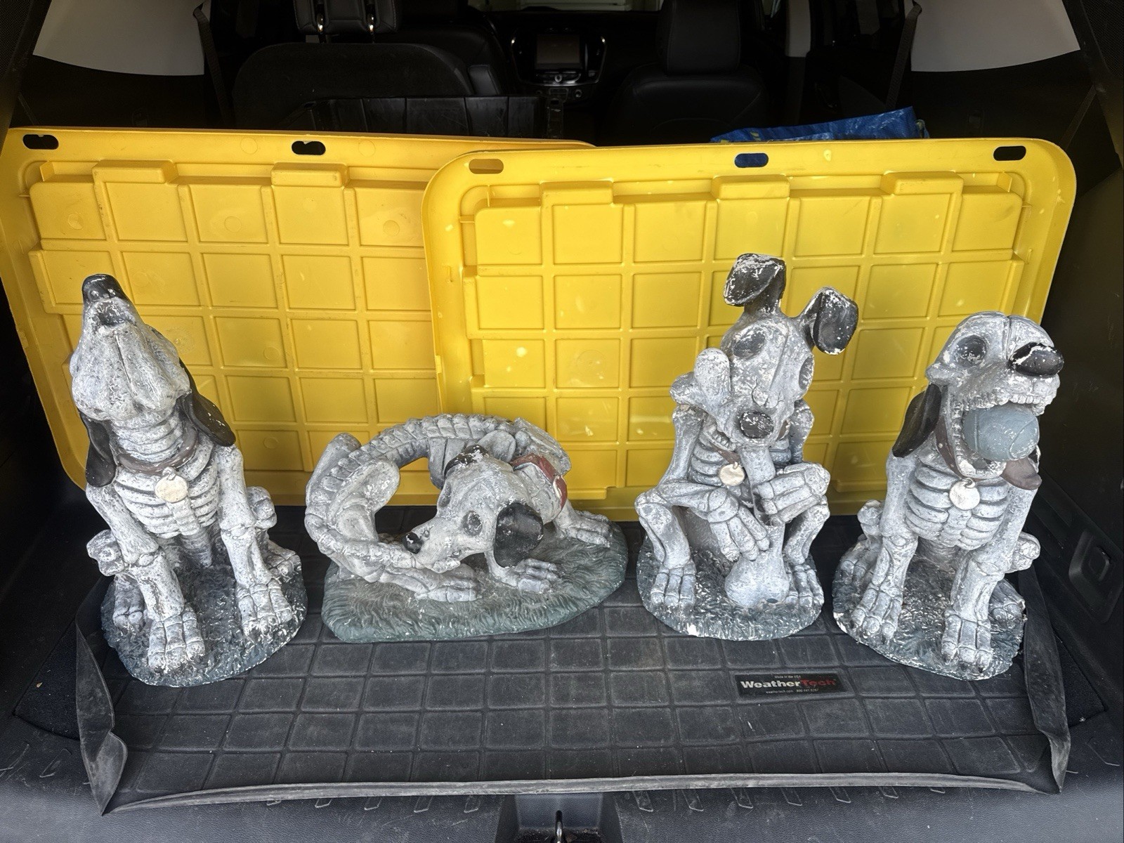 4 Vintage Joy Of Gardening Skeleton Dogs Plaster Stone Halloween 4 Vintage Joy Of Gardening Skeleton Dogs Plaster Stone Halloween