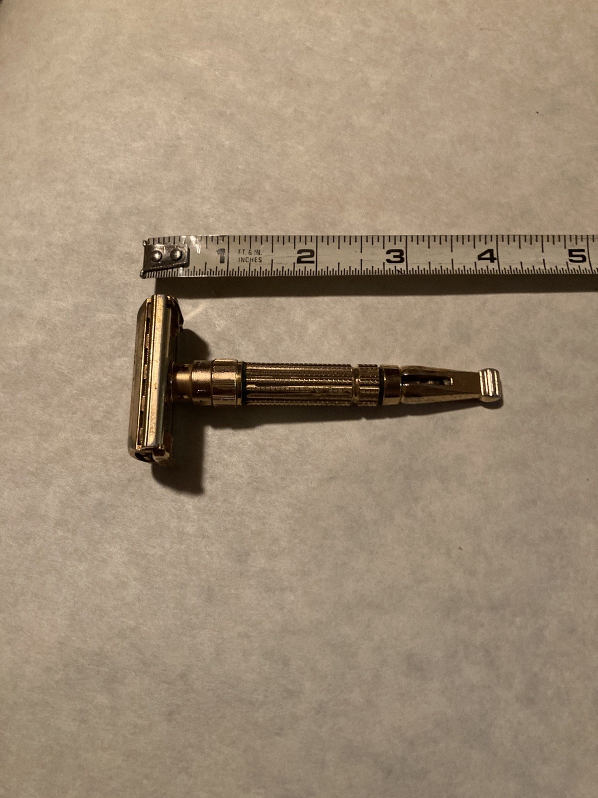 Vintage Gillette Toggle Adjustable Razor F4 1960 RARE Gold Toned RED Dot
