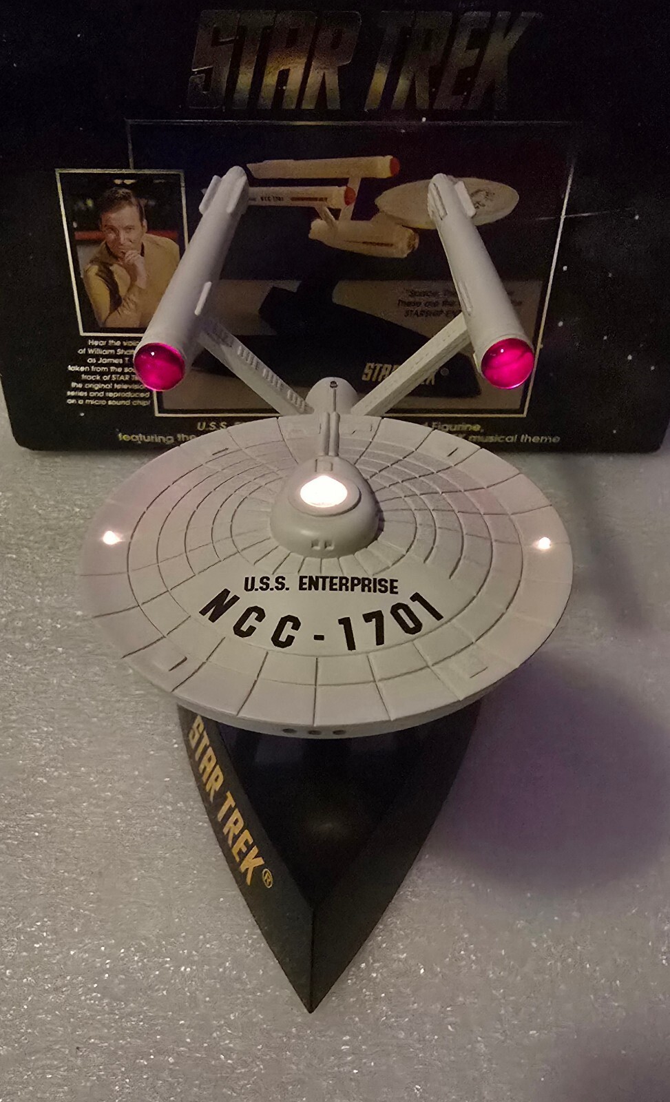 VTG Star Trek U.S.S. Enterprise NCC-1701 Ship Lights & Sounds of James T. Kirk VTG Star Trek U.S.S. Enterprise NCC-1701 Ship Lights & Sounds of James T. Kirk
