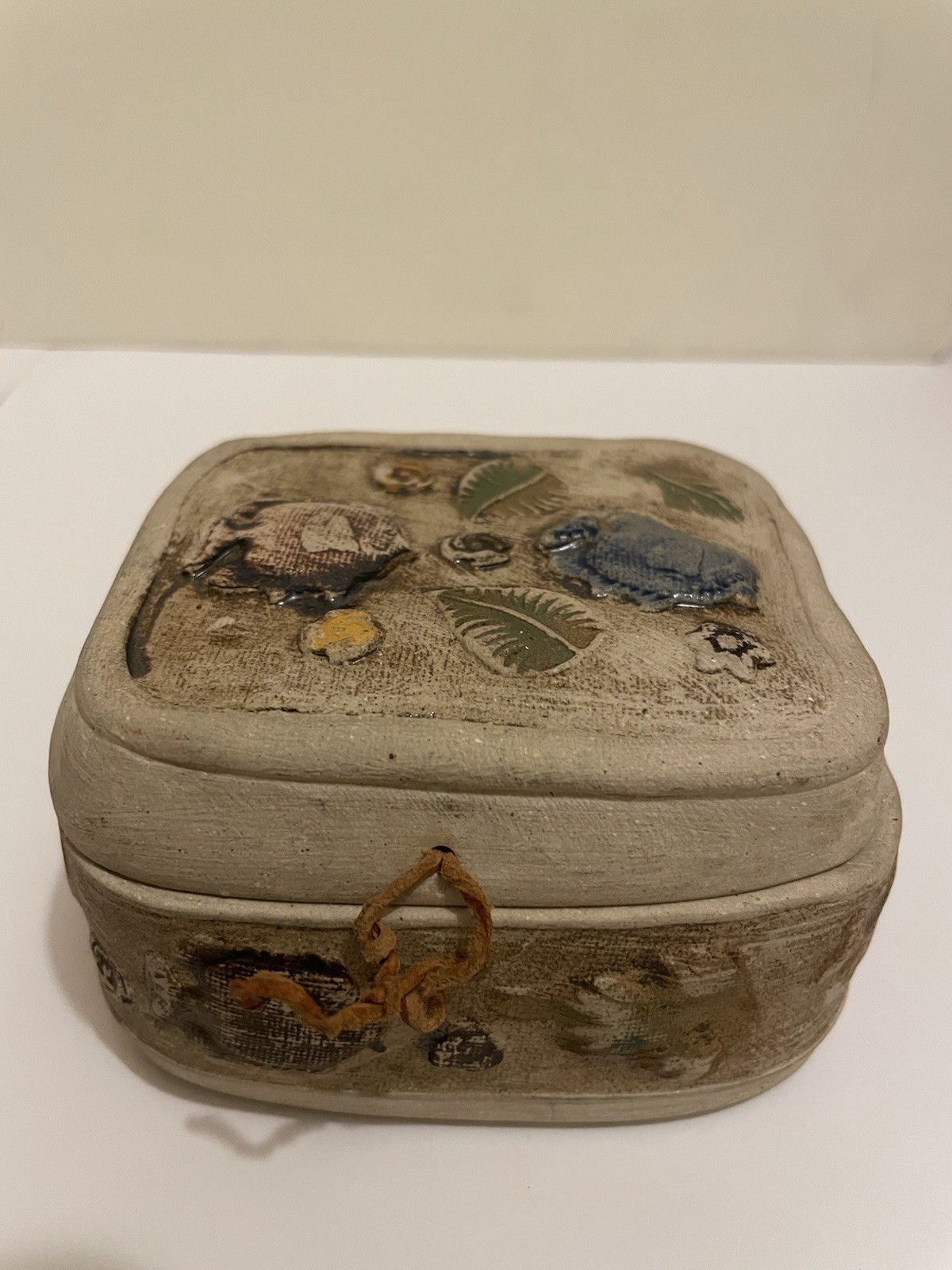 Vintage Hand Made Pottery Box Signed R Grinan From Venezuela 3.5”x3” Fish Motif