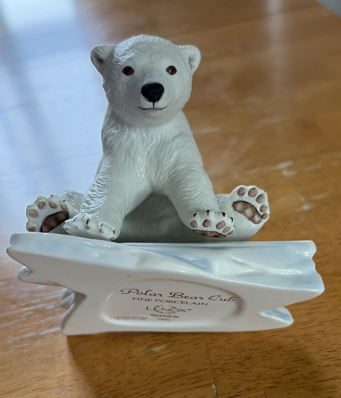 Vintage Lenox 1991 Polar Bear Cub on Iceberg Fine Porcelain Figurine Vintage Lenox 1991 Polar Bear Cub on Iceberg Fine Porcelain Figurine