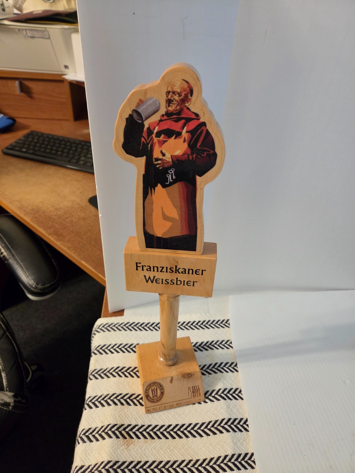 Franziskaner Weissbier Dunkel Wooden Tap Handle. Measures 13 1/2” Tal WOW. NICE.