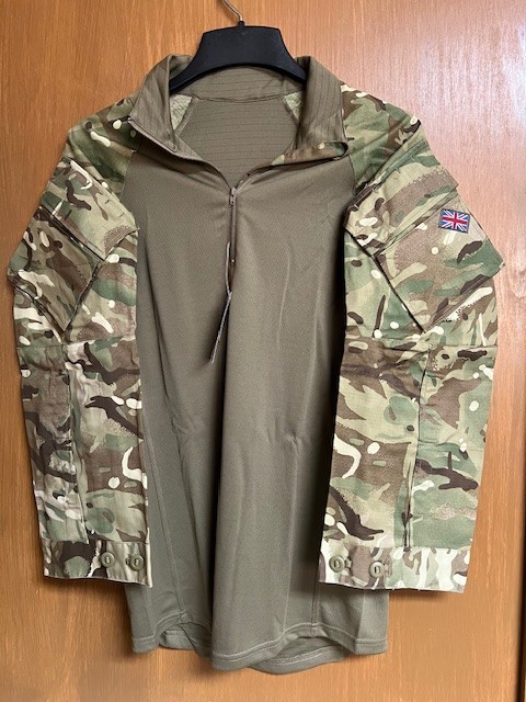 British Under Body Armour Combat Shirt, MTPm Size Medium. (No Pads) British Under Body Armour Combat Shirt, MTPm Size Medium. (No Pads)