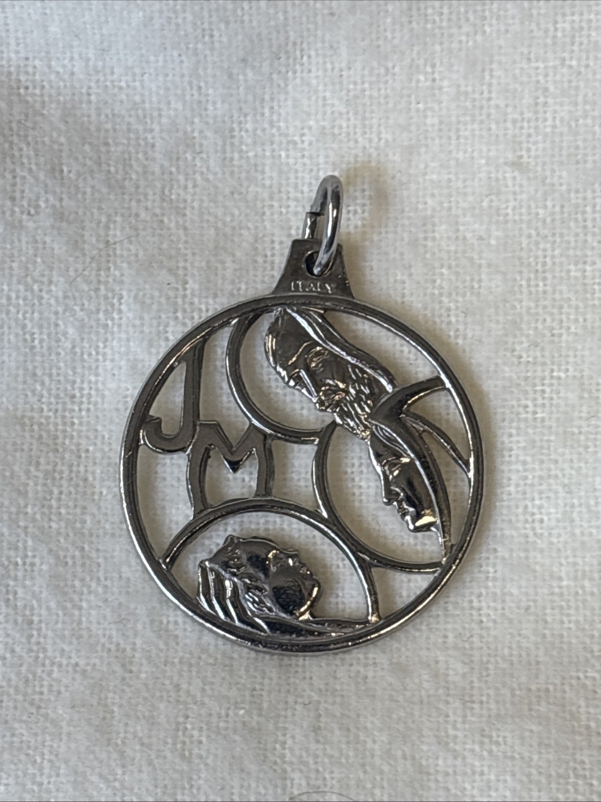 Vintage Catholic Holy Family St Joseph Mary baby Jesus Silver Tone Pendant Vintage Catholic Holy Family St Joseph Mary baby Jesus Silver Tone Pendant