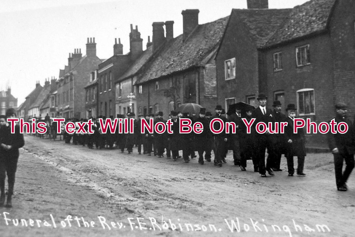 BK 519 - Funeral Of The Rev F E Robinson, Wokingham, Berkshire
