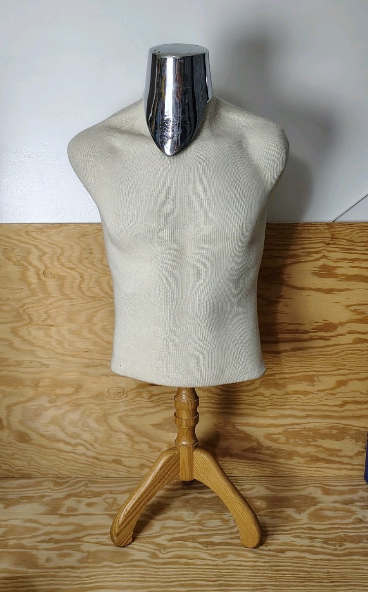 Vtg Cloth Male Mannequin Muscular Torso Clothes Display - Original Lazarus Store Vtg Cloth Male Mannequin Muscular Torso Clothes Display - Original Lazarus Store