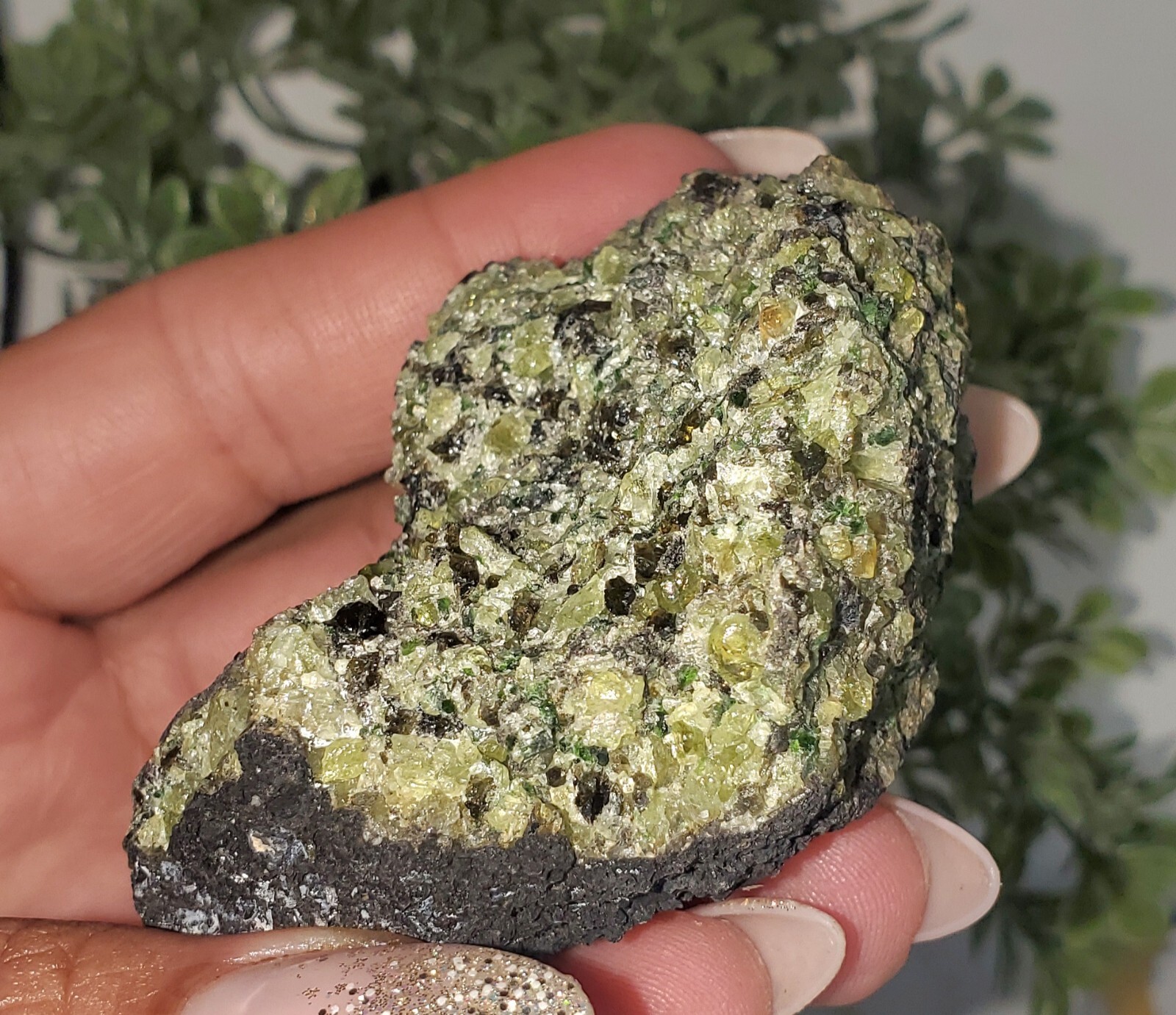 Green Peridot on Basalt Stone 148g EM42 Green Peridot on Basalt Stone 148g EM42