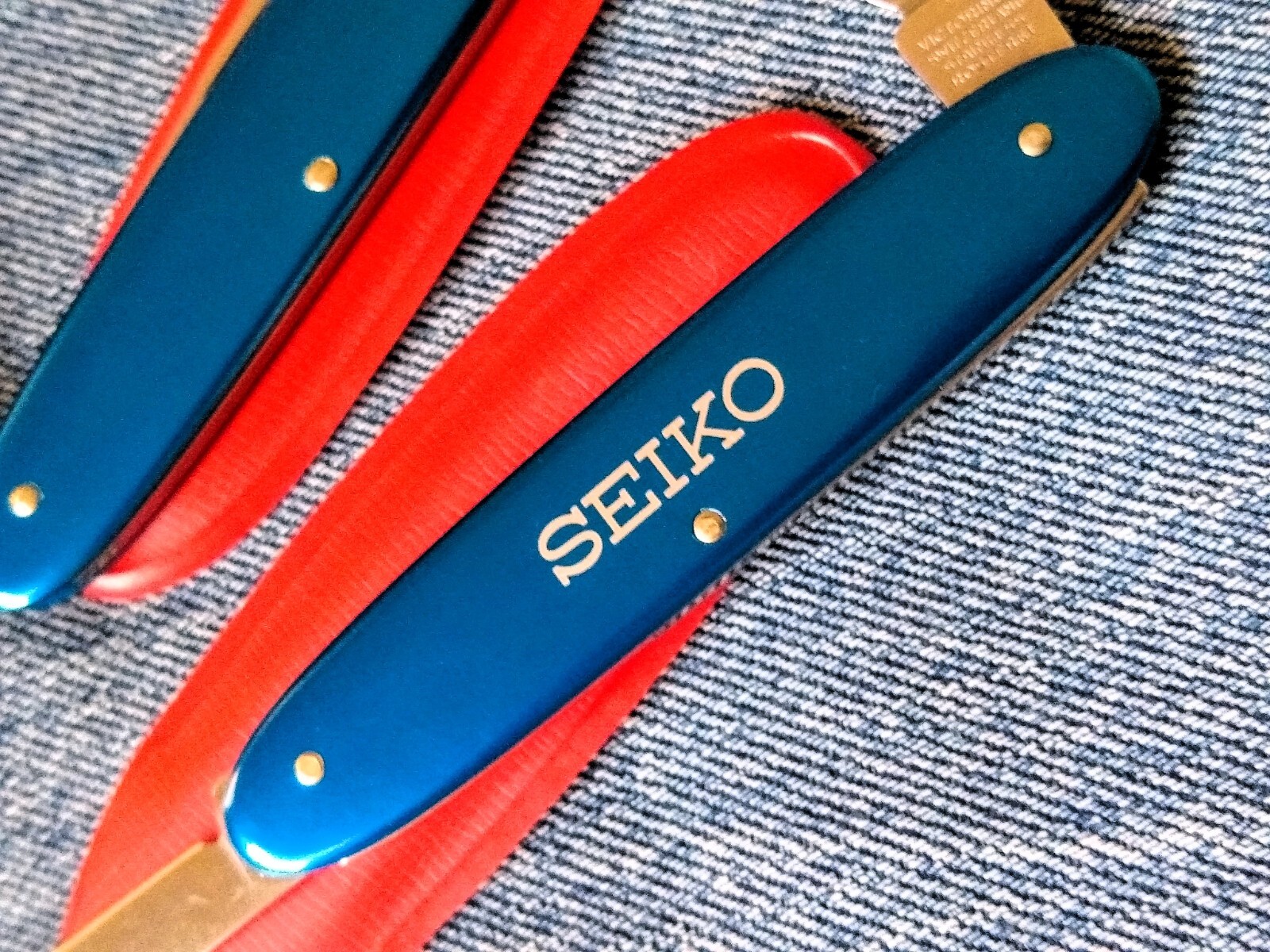 VTG Late 1970/Early 1980 Victorinox SEIKO Secretary BLUE Smooth Alox SAK NEW NOS