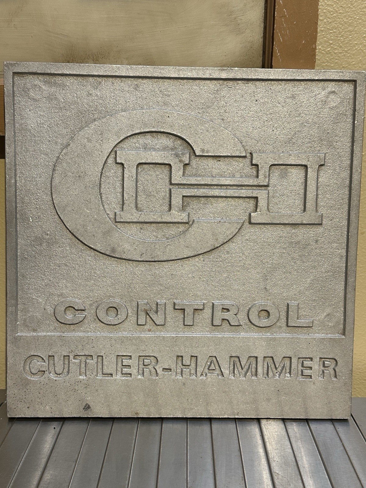 VTG CUTLER-HAMMER CONTROL Solid Heavy Cast Aluminum Embossed Sign/Panel 12 x 12\