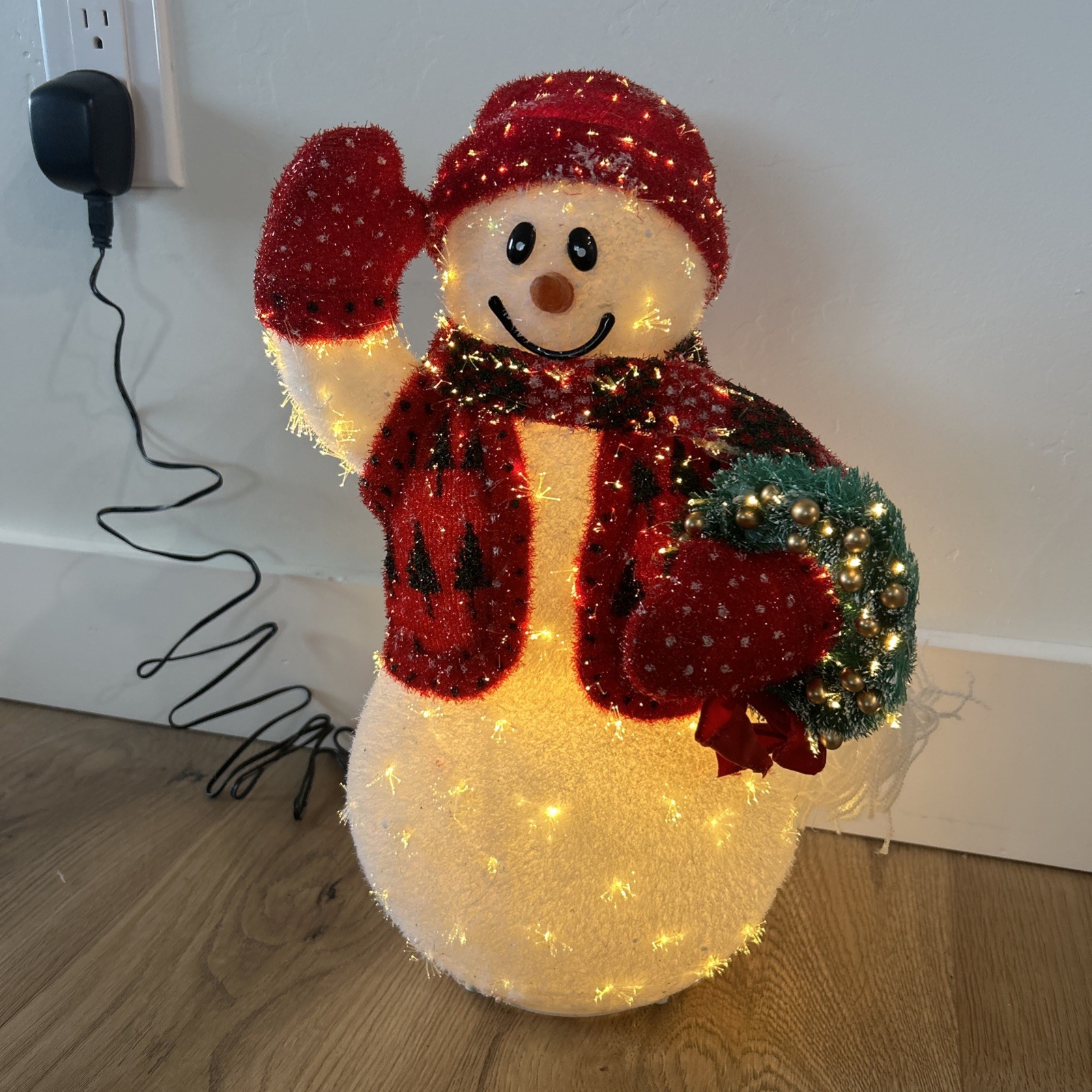 Vtg AVON Fiber Optic Light-Up Snowman Holiday Christmas Color Changing 16”