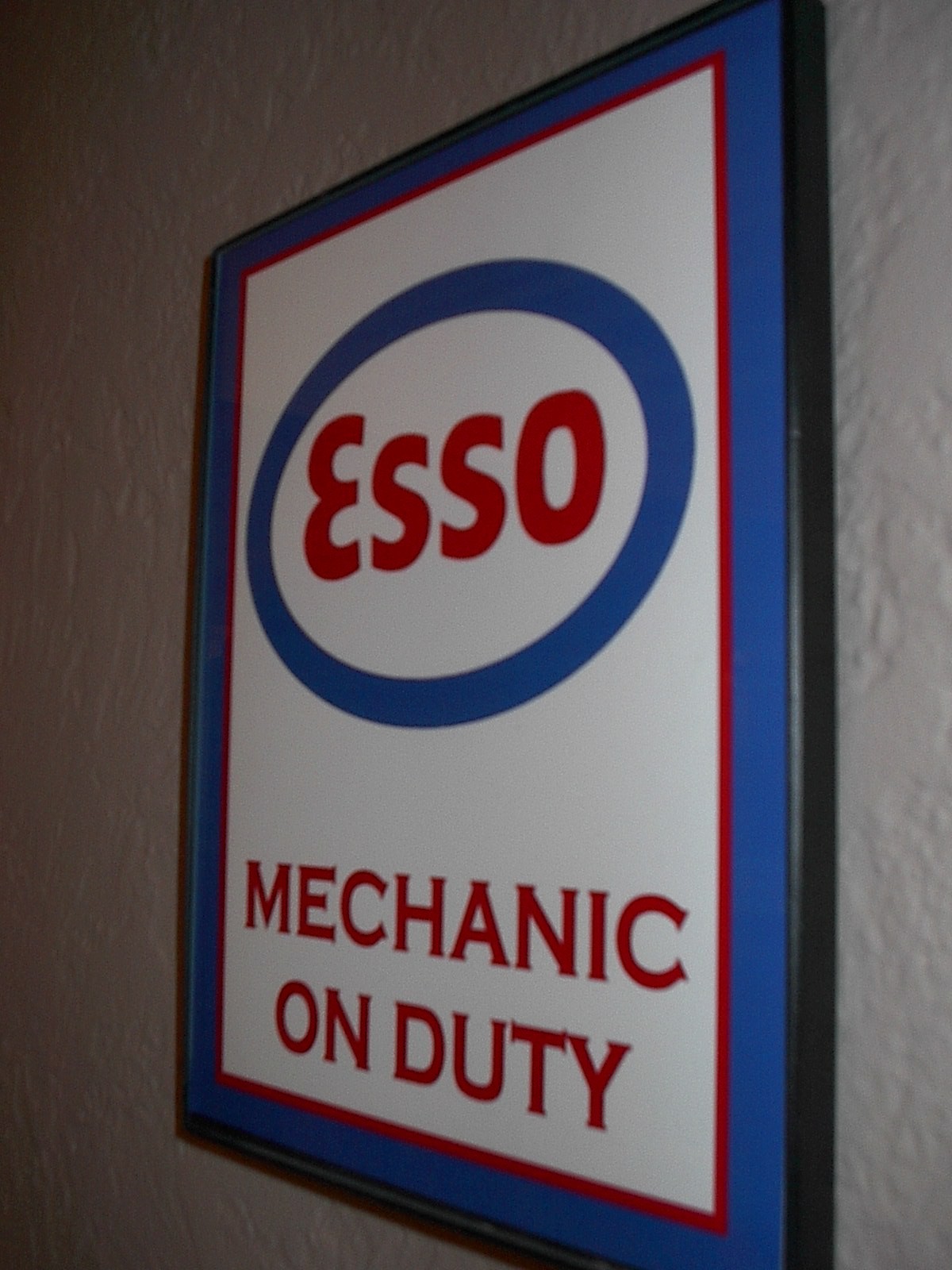 Esso Oil Gas Service Station Garage Mechanic Man Cave Bar Advertising Sign Esso Oil Gas Service Station Garage Mechanic Man Cave Bar Advertising Sign