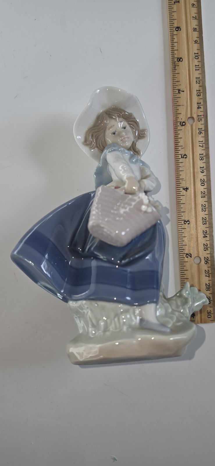 Lladro Heritage 5222 Pretty Pickings Girl Basket Flowers Figurine 1983 