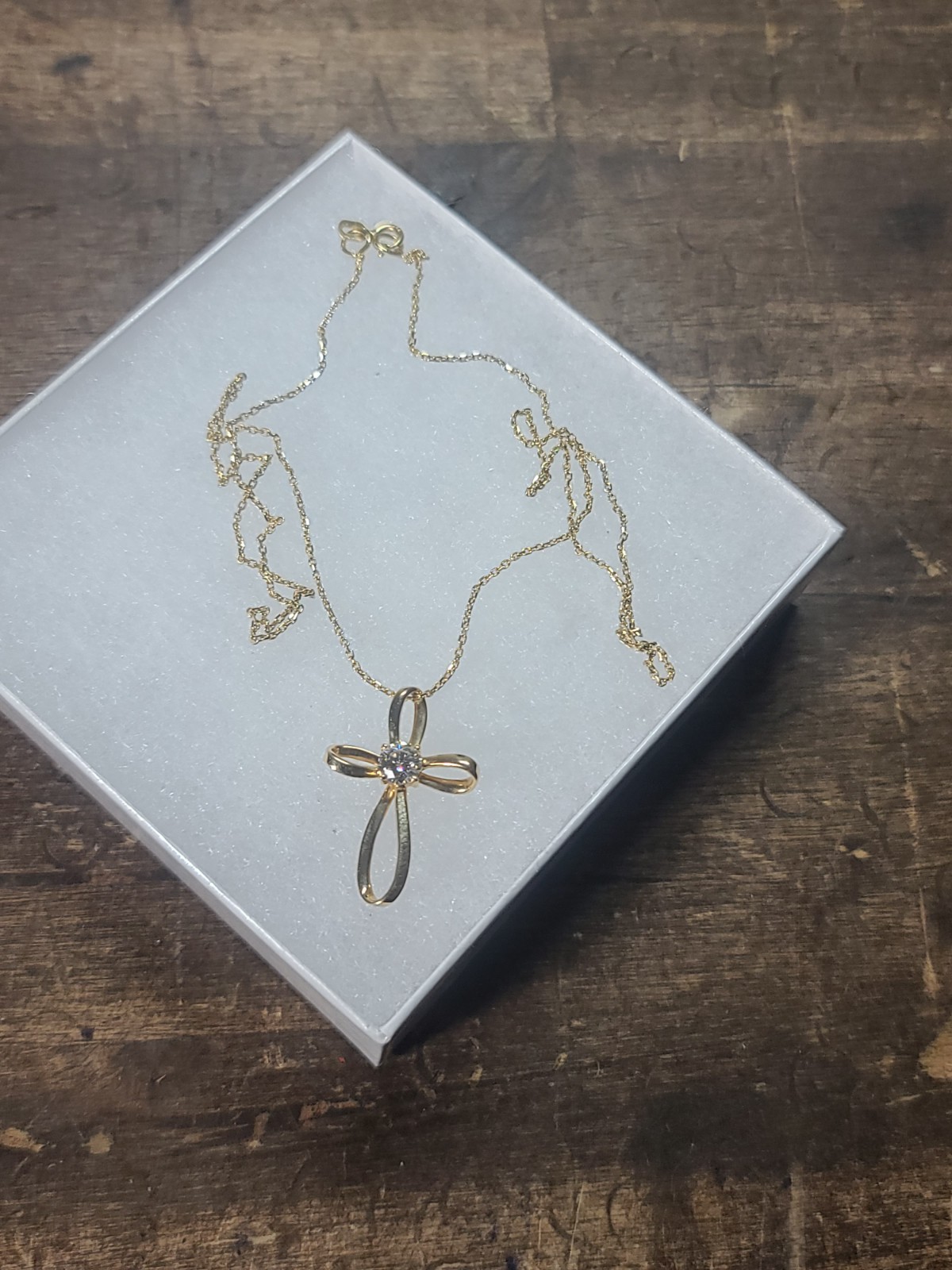 Genuine Authentic 14K Infinity Cross 4.8mm .4 Carat Diamond On 14K Chain 2.8 gms Genuine Authentic 14K Infinity Cross 4.8mm .4 Carat Diamond On 14K Chain 2.8 gms