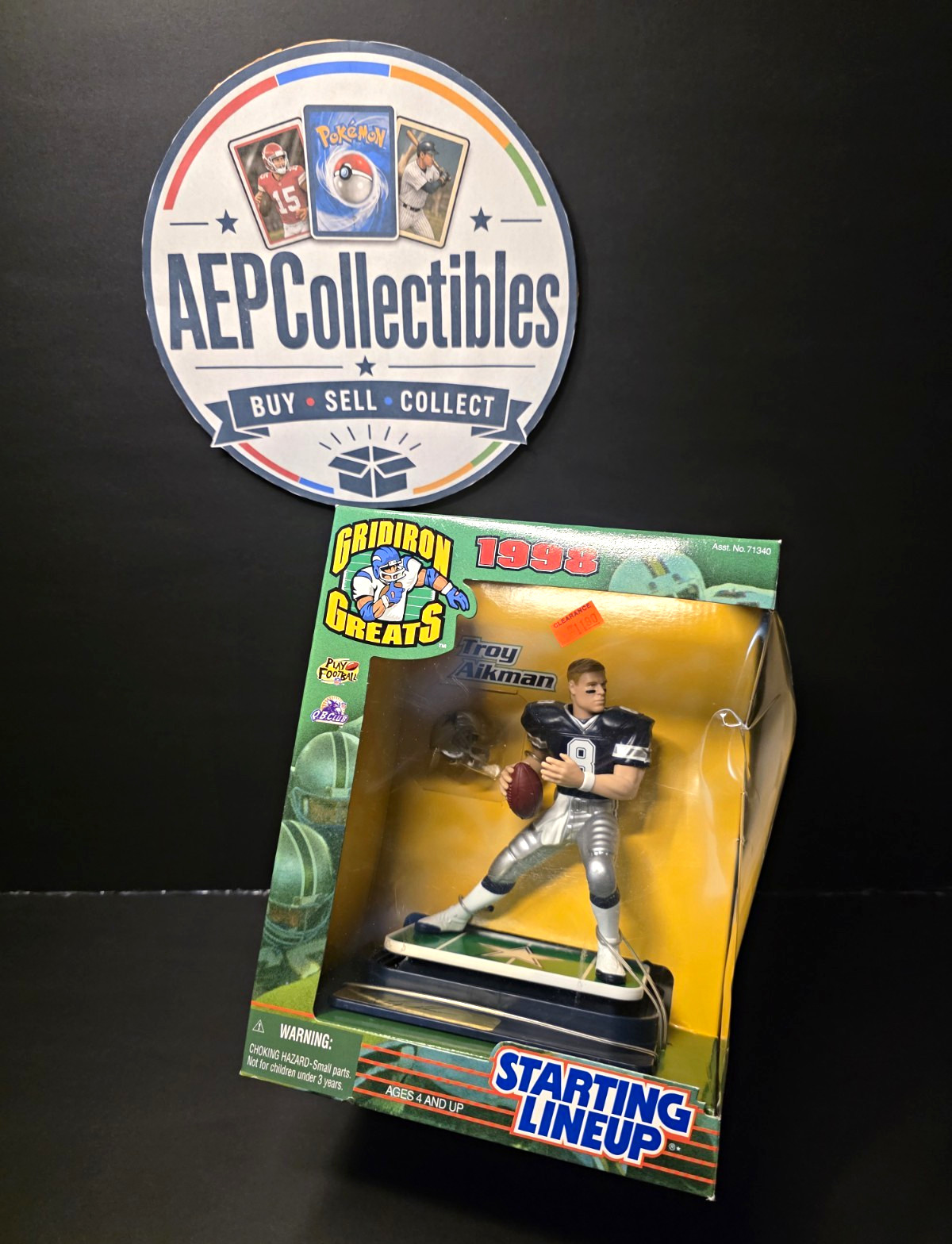 Kenner Starting Lineup Gridiron Greats 1998 Troy Aikman Figure + Accessory Kenner Starting Lineup Gridiron Greats 1998 Troy Aikman Figure + Accessory