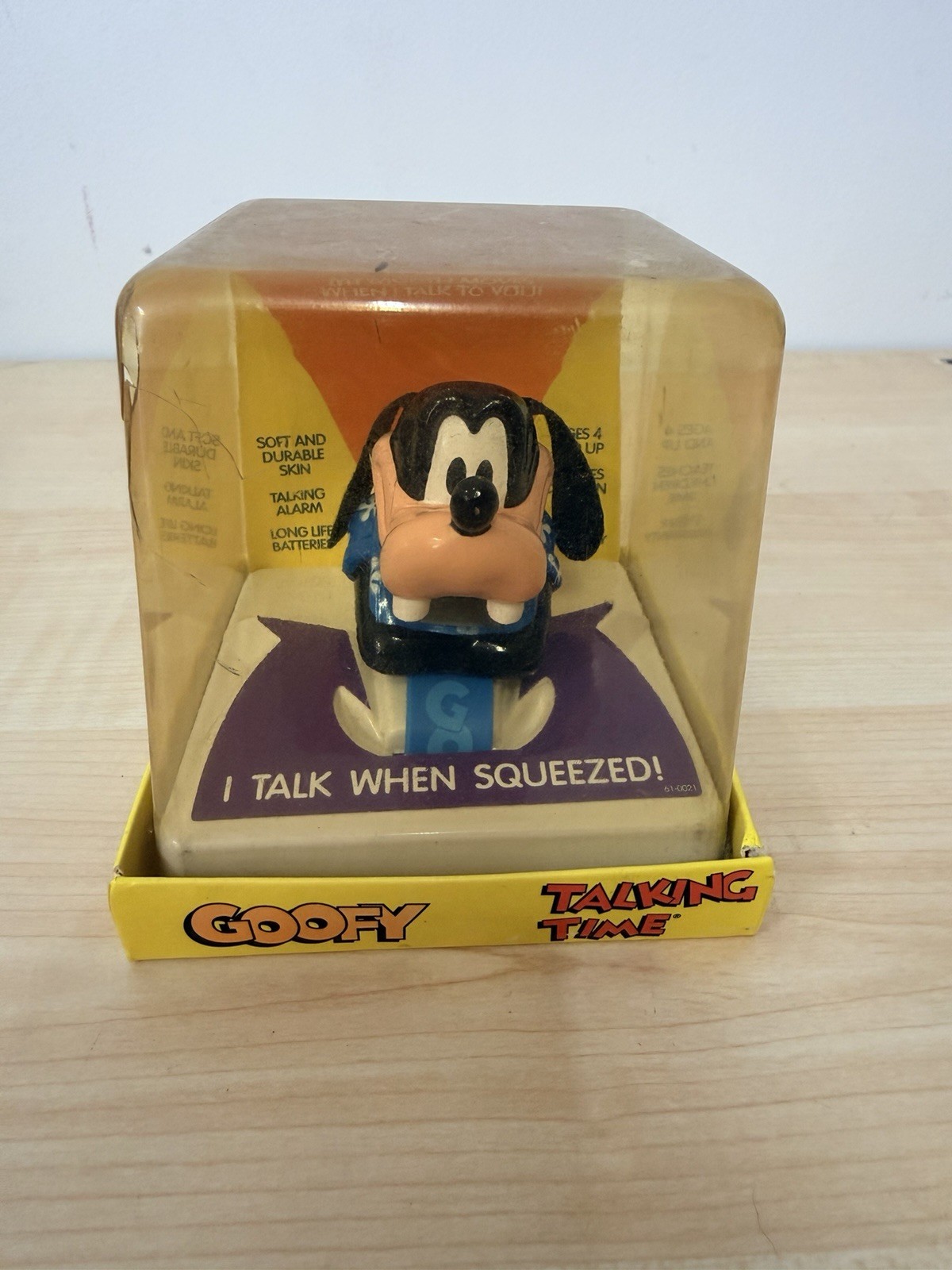 Vintage 1991 Disney Goofy Talking Time Wrist Watch by Sounds Fun NEW NOS in BOX