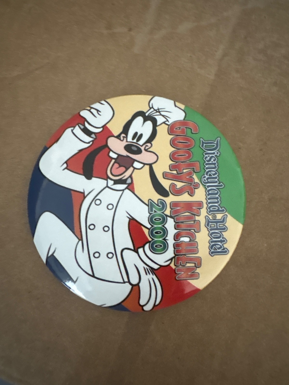 Vintage Disneyland Hotel Goofys Kitchen 2000