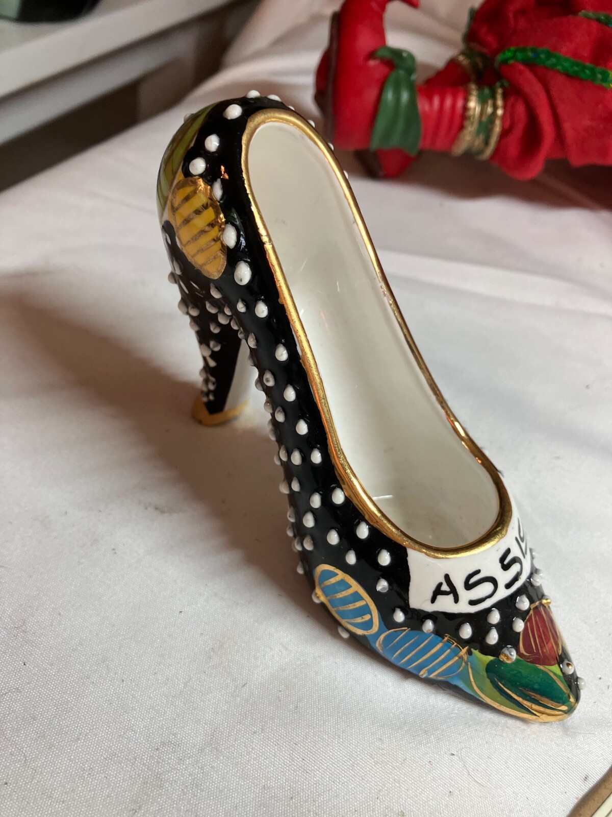 Vintage FIMA Deruta Pottery Hand Painted Shoe 5 inches made in Italy Vintage FIMA Deruta Pottery Hand Painted Shoe 5 inches made in Italy