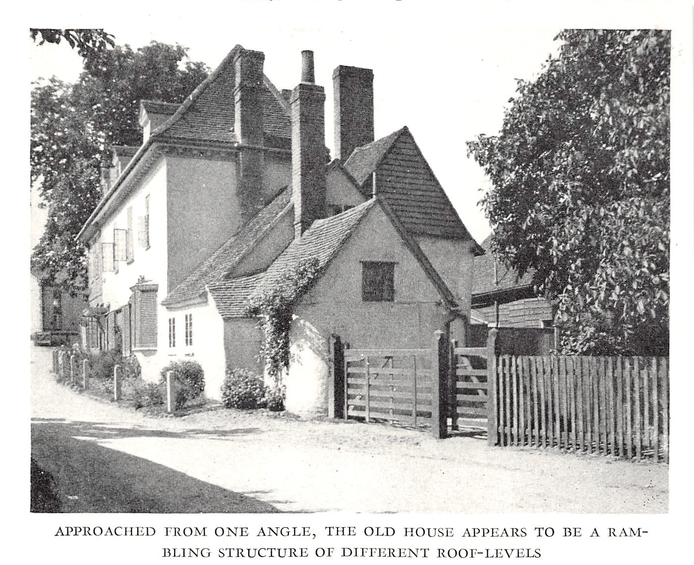 Clavering Essex Tudor House Village Lane Rambling Rooflines 4.7 X 3.8” Mag Image