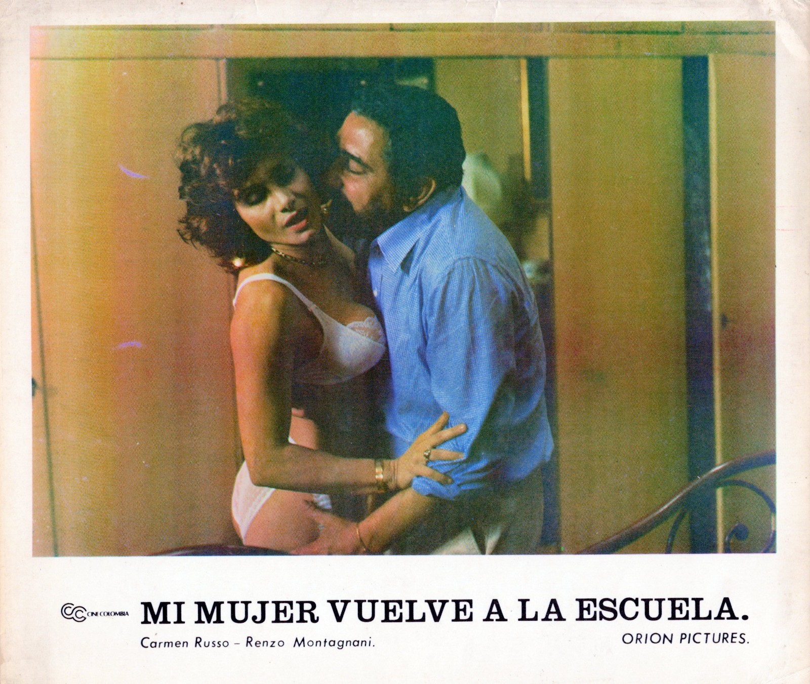 Carmen Russo in Mi Mujer Vuelve a la escuela (1980s) ❤️ Photo 1146K