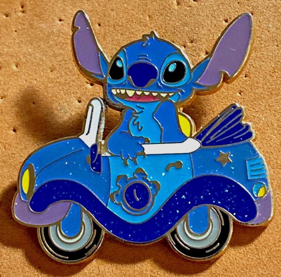 RARE DISNEY HKDL 2009 CAR MYSTERY TIN COLLECTION STITCH DRIVING PIN (PP #69523)