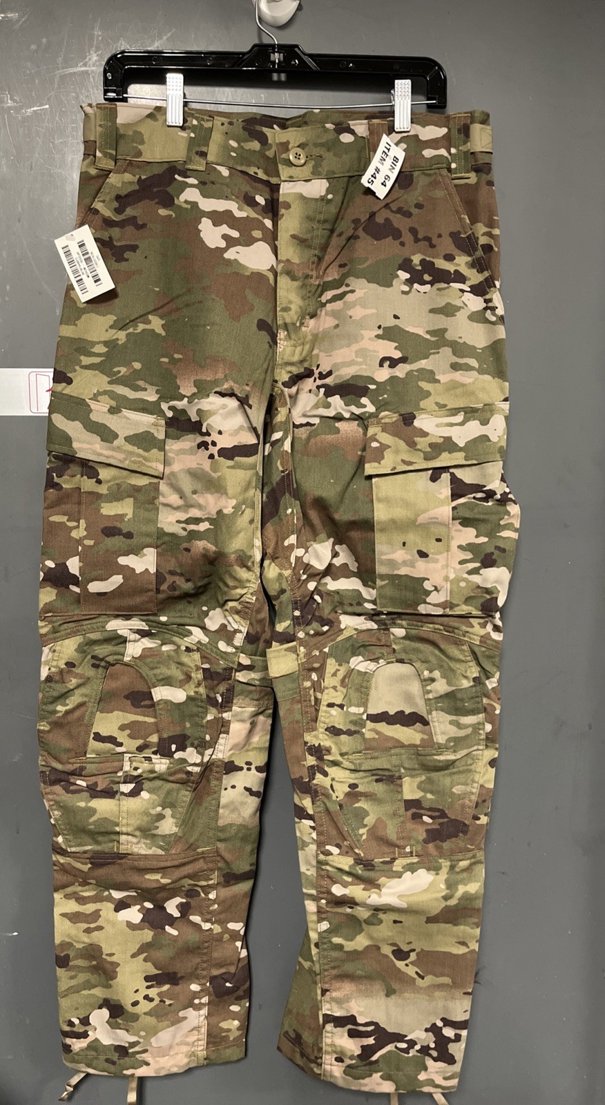 NWT, Pant Advanced Combat W/Knee Pad Slots, Multicam, OCP, MED /REG 64/45 NWT, Pant Advanced Combat W/Knee Pad Slots, Multicam, OCP, MED /REG 64/45