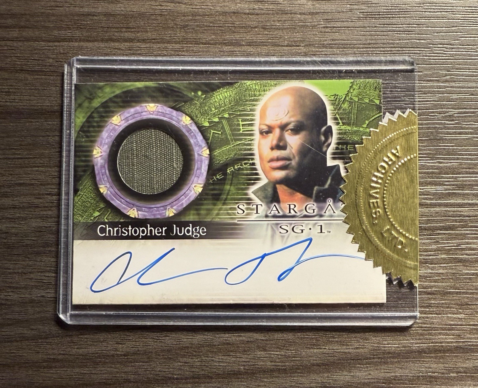 Rittenhouse Stargate SG-1 Christopher Judge Autograph Costume Card Teal’C Auto