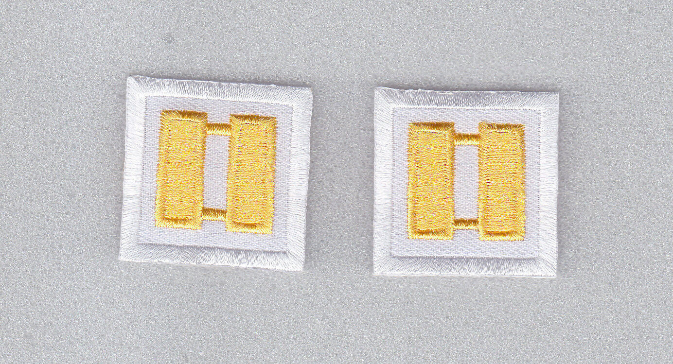 CAPT Captain MEDIUM GOLD on WHITE collar lapel patches 1.25