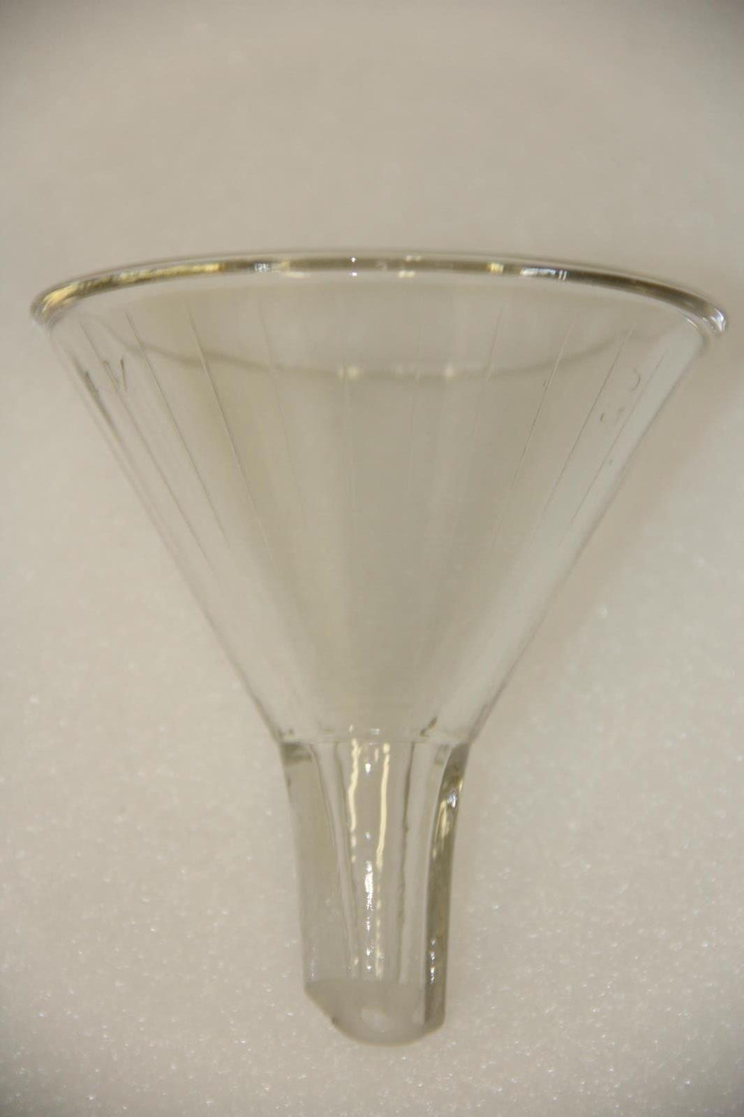 VARIETY GLASS 4 OZ Heavy-molded Flint GLASS FUNNEL w/ Inside Ribs for Liquids VARIETY GLASS 4 OZ Heavy-molded Flint GLASS FUNNEL w/ Inside Ribs for Liquids