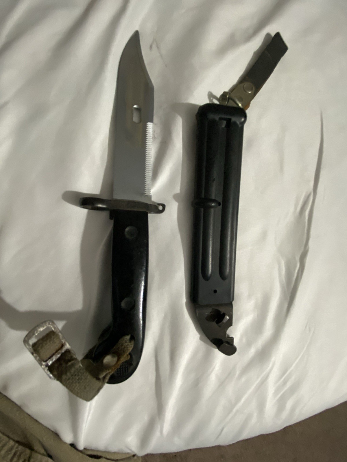 East German Model 59 Military Rifle Combat Knife Bayonet & Sheath