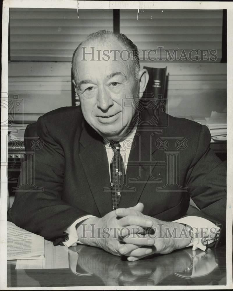 1958 Press Photo D. Roy Johnson, Manager of J.C. Penney Company Store 1958 Press Photo D. Roy Johnson, Manager of J.C. Penney Company Store
