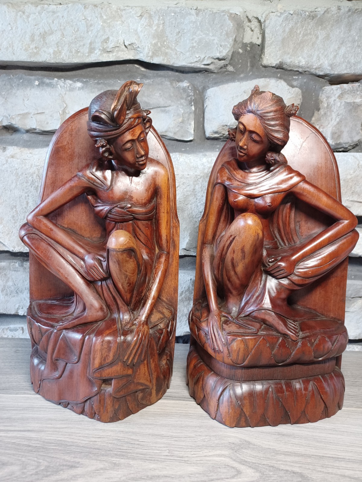 Beautiful Antique Balinese Art 12” Man / Woman Wood Carving Sculptured Book Ends
