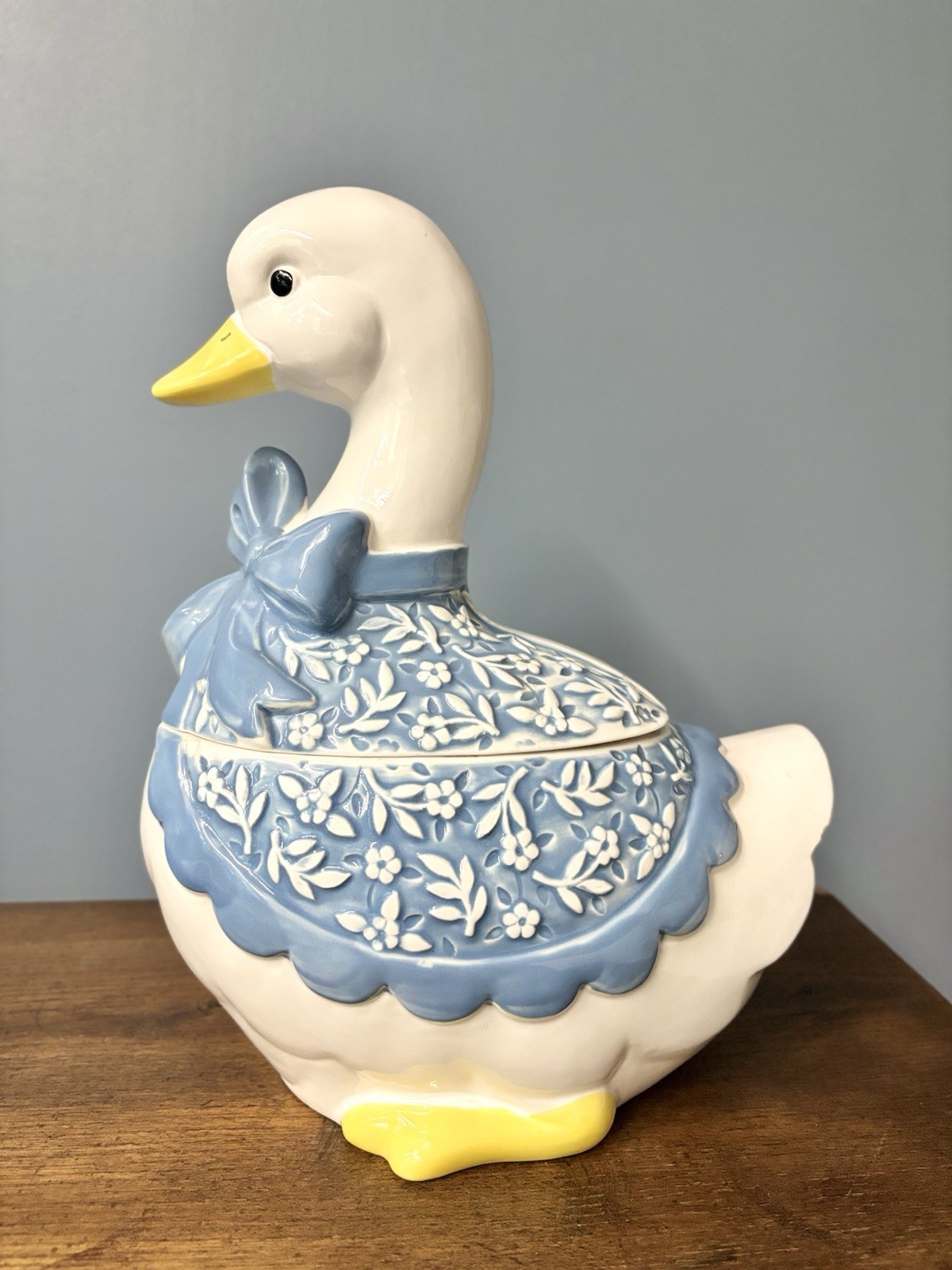 Vtg Country Goose Blue Floral Bow Ceramic Cookie Jar Cottage Core Made in Japan
