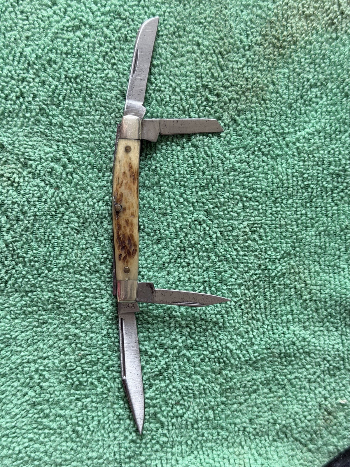 Case Pocket Knife Era 1940 to 1964 4 Blade Bovine Bone Handle Very Nice Case Pocket Knife Era 1940 to 1964 4 Blade Bovine Bone Handle Very Nice