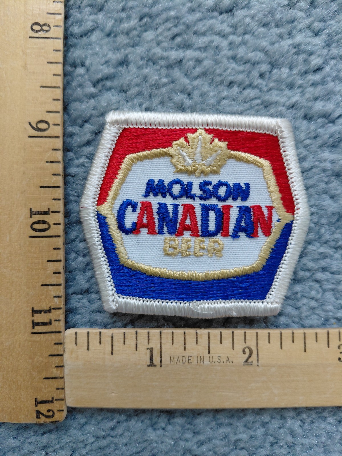 1 RARE MOLSON CANADIAN BEER IRON ON PATCH 1 RARE MOLSON CANADIAN BEER IRON ON PATCH