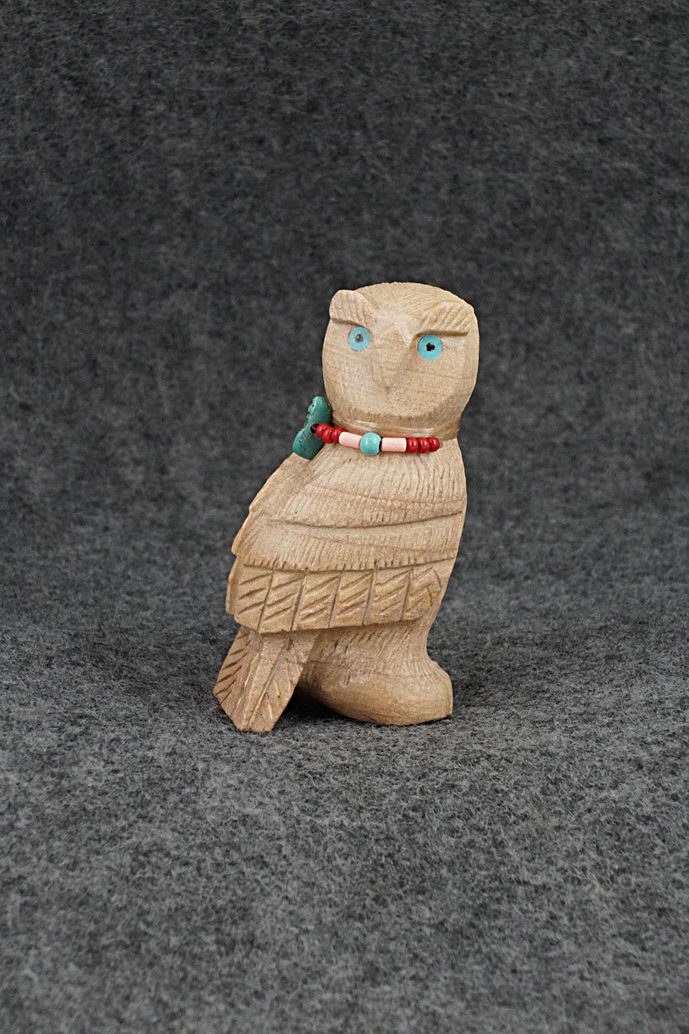 Owl Zuni Fetish Carving - Douglas Martza Owl Zuni Fetish Carving - Douglas Martza