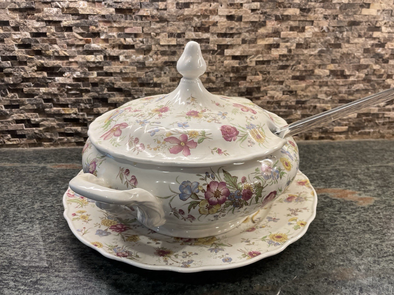 Vintage Diamondstone Laveno Italy Floral Lidded Soup Tureen with Under Plate Vintage Diamondstone Laveno Italy Floral Lidded Soup Tureen with Under Plate