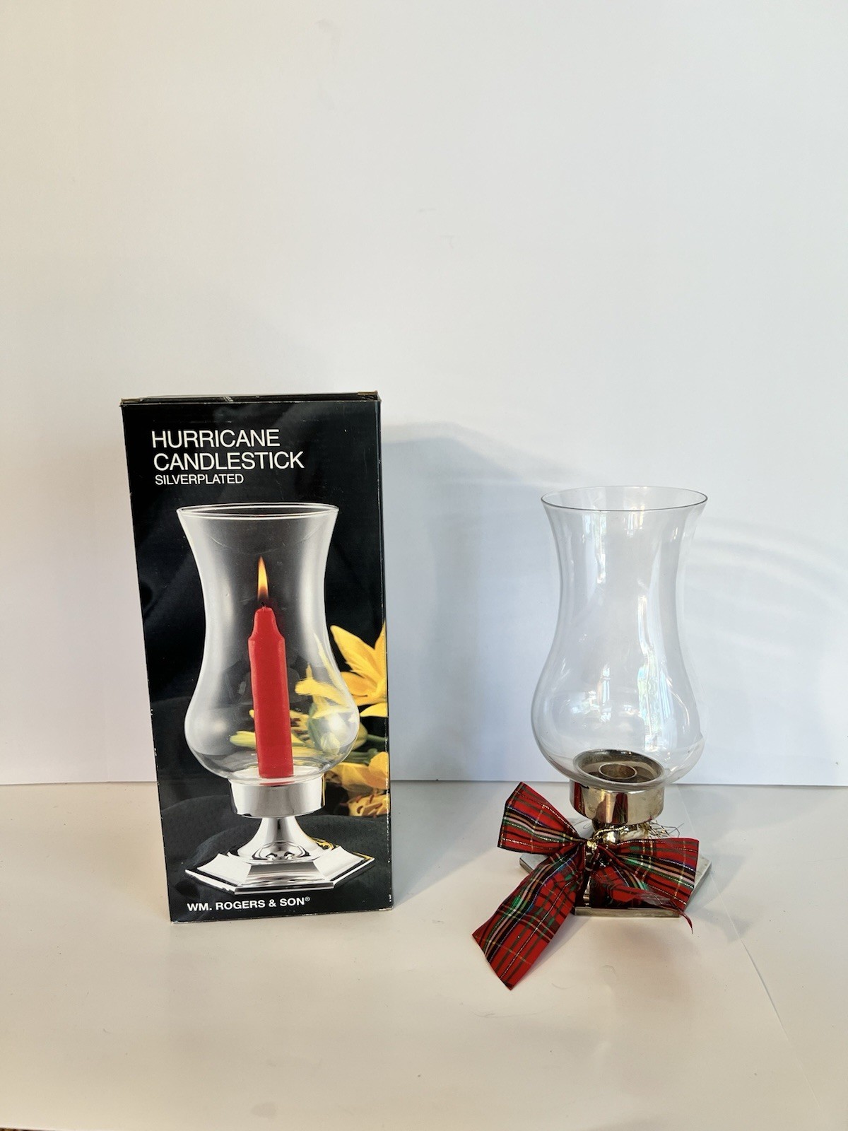 Wm Rogers & Son Silverplate Hurricane Candlestick Glass Chimney 9.5” Box