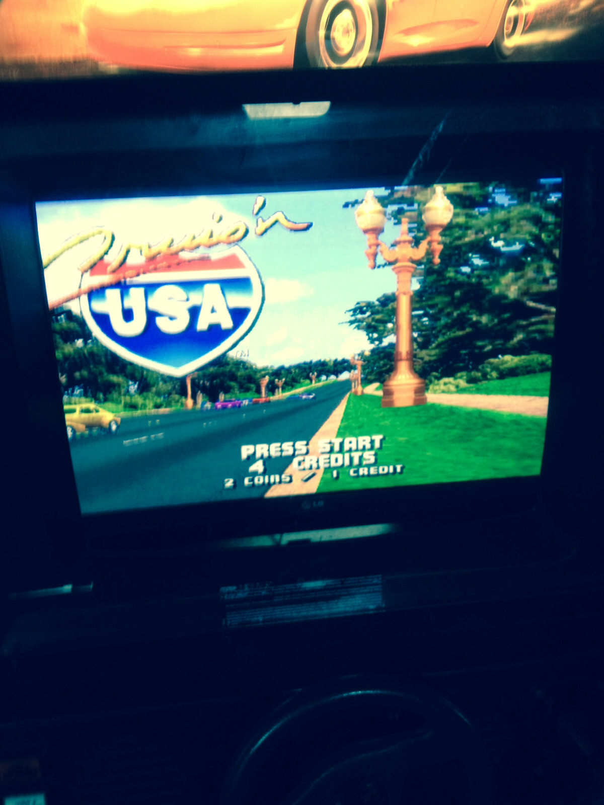Crusin\' USA or most World Deluxe Sitdown Arcade game CRT to LCD conversion Kit 