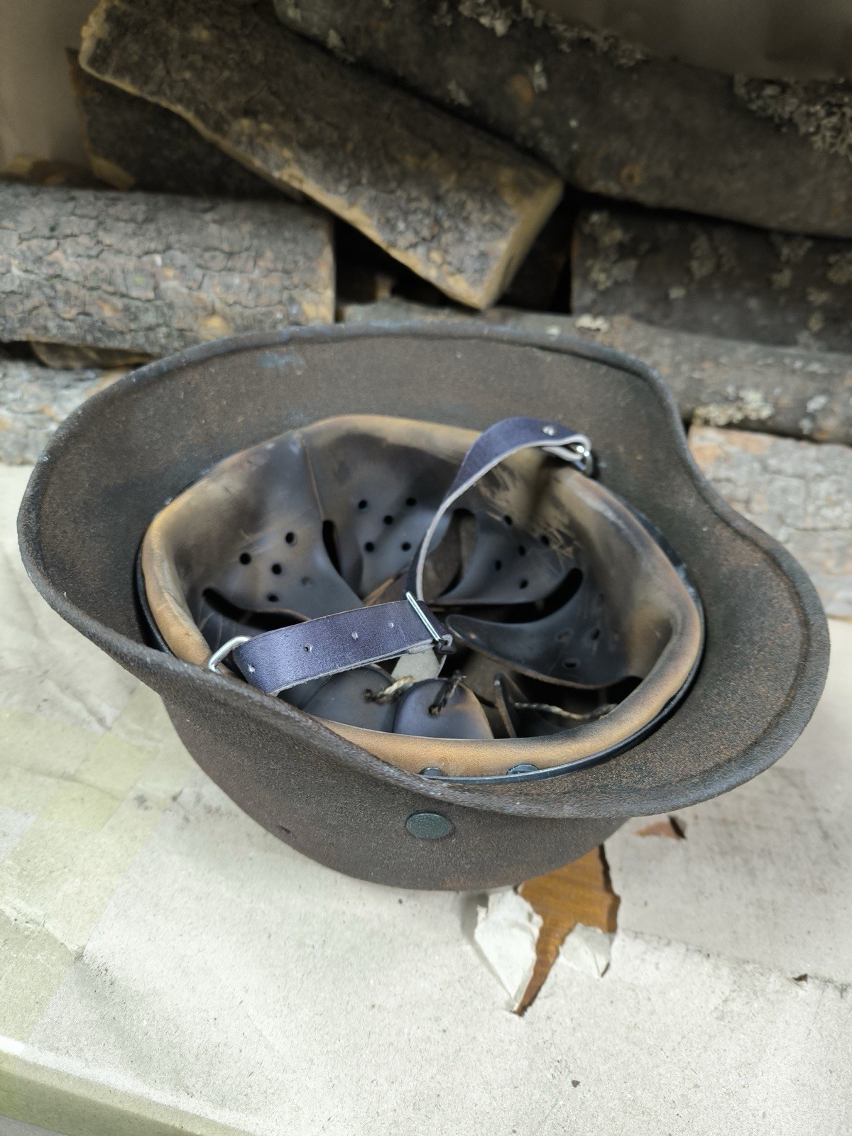 WW2 M40 German  Helmet WWII M 40. Combat helmet size 64