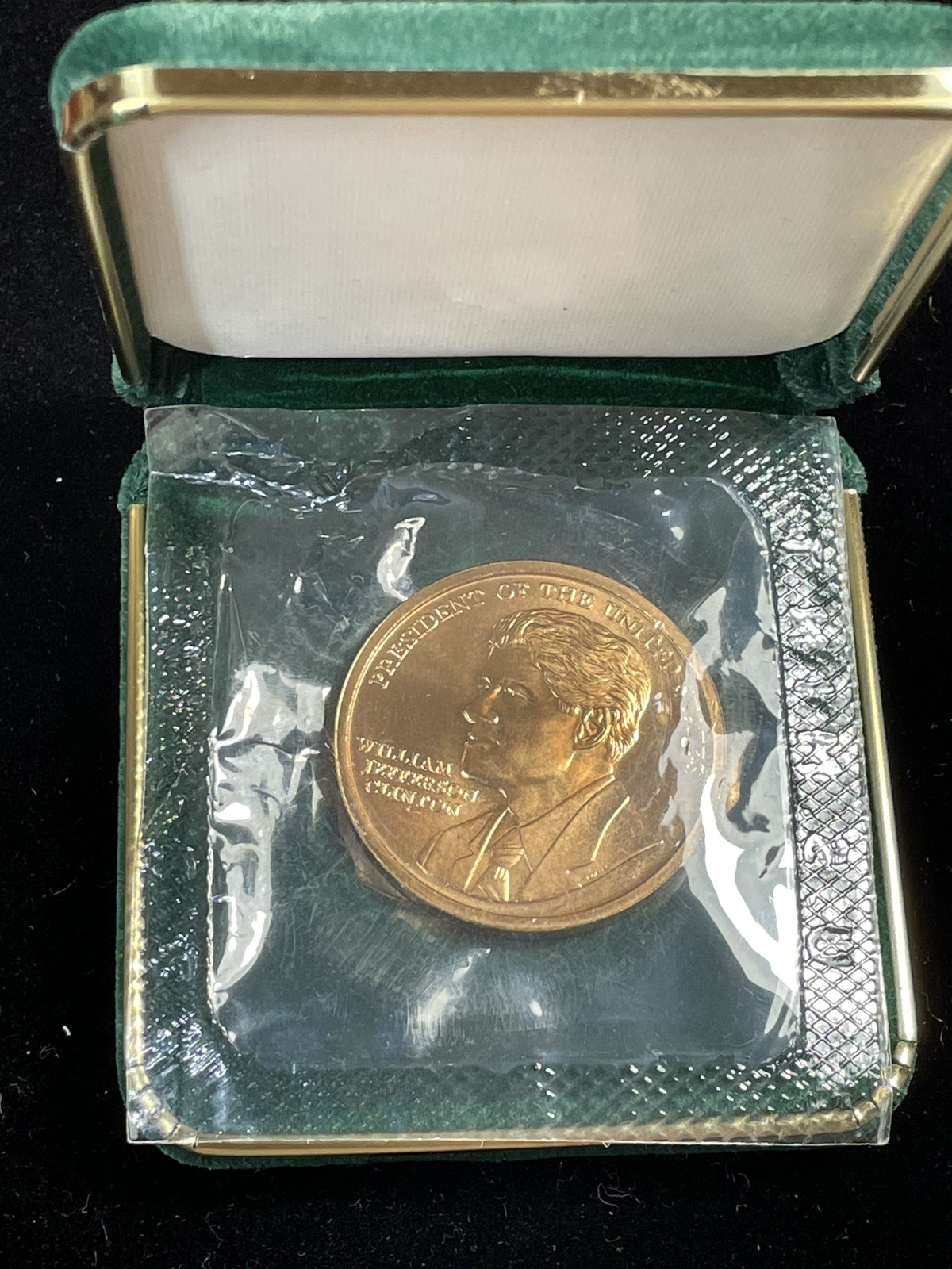 Bill Clinton Presidential Inauguration Coin in Velvet Box.  January 20th, 1993.