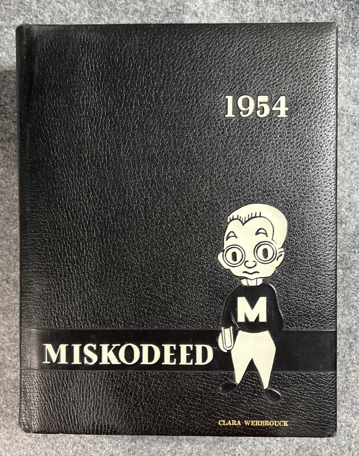1954 MISHAWAKA HIGH SCHOOL YEARBOOK (Mishawaka, IN) - MISKODEED 1954 MISHAWAKA HIGH SCHOOL YEARBOOK (Mishawaka, IN) - MISKODEED