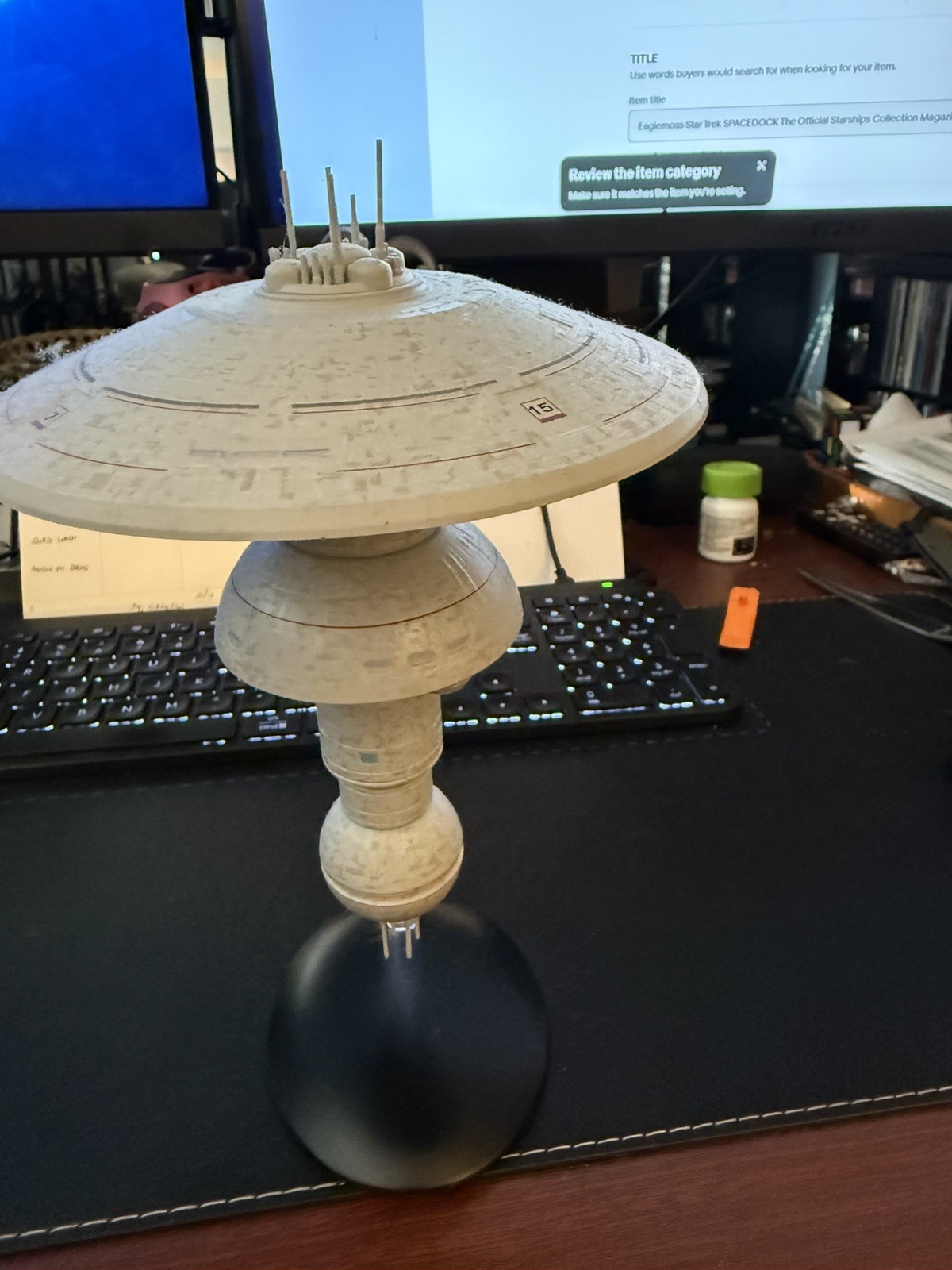 Eaglemoss Star Trek SPACEDOCK The Official Starships Collection Magazine