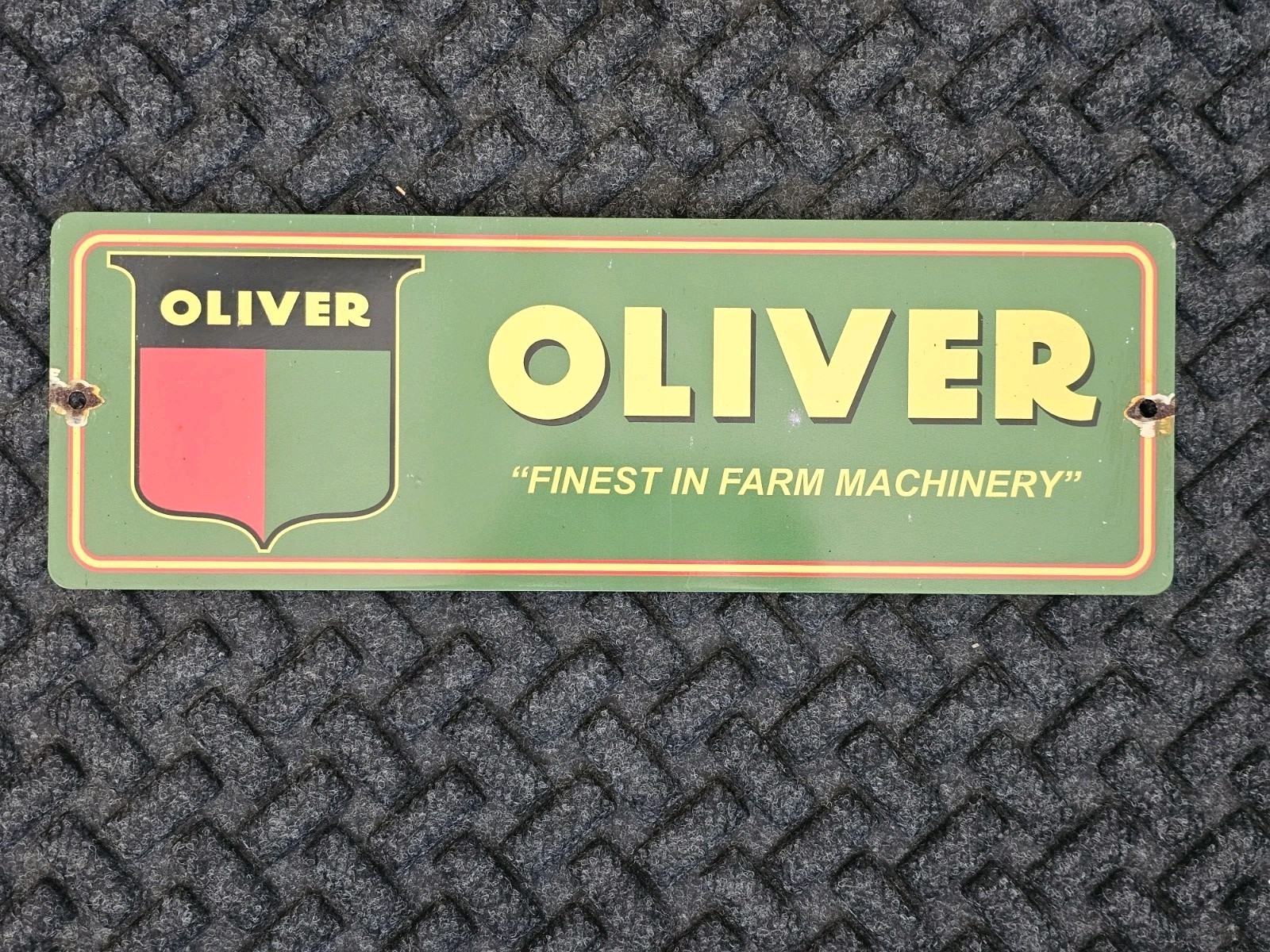 LARGE VINTAGE OLIVER \'FINEST IN FARM MACHINERY\' FARM EQUIPMENT PORCELAIN SIGN 