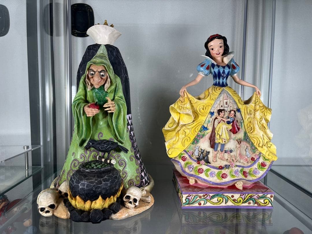 Snow White Wicked Queen Witch Disney Traditions Wood Carving