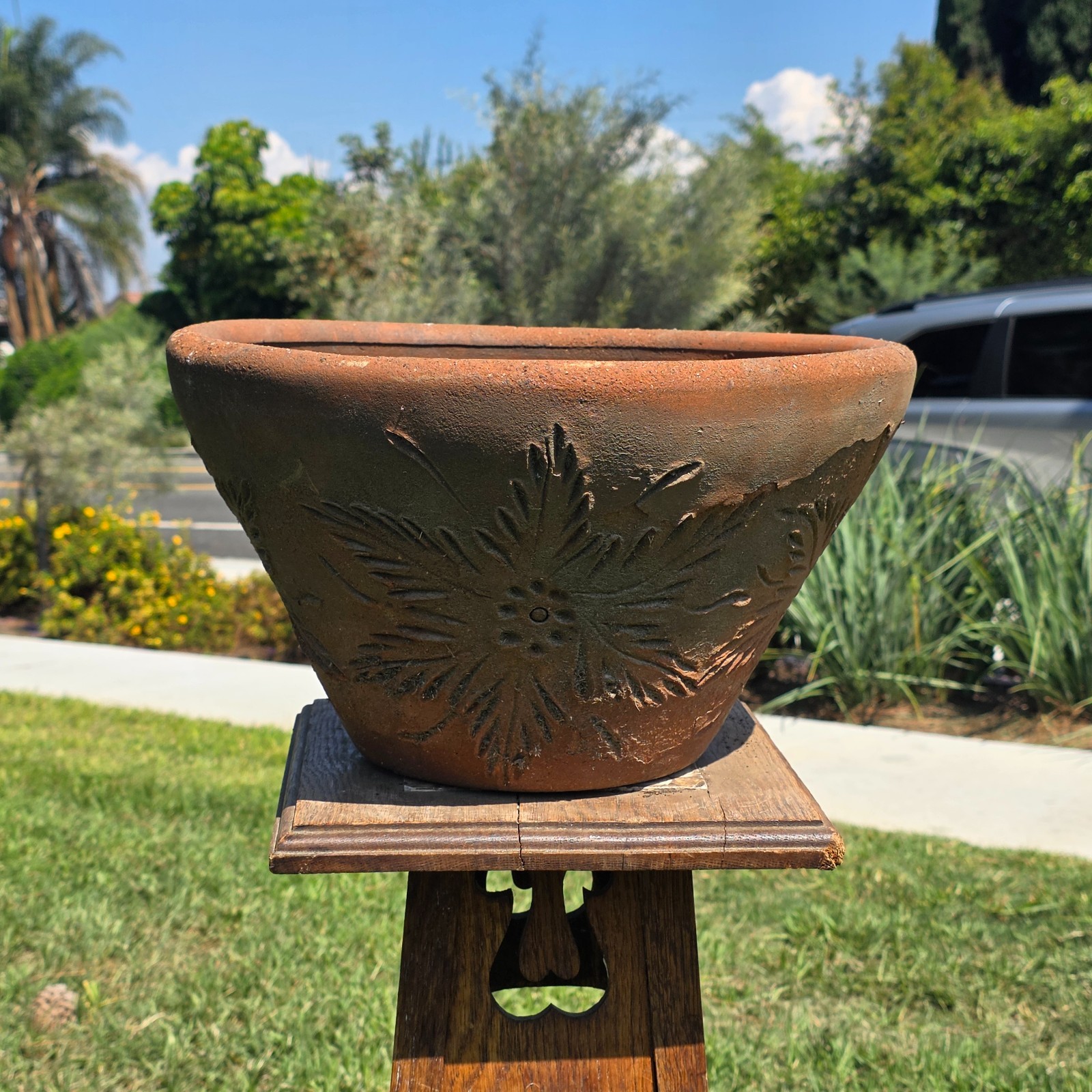 Vtg Mexican Terracotta Planter Sunburst Flower Clay Pot 15\ Vtg Mexican Terracotta Planter Sunburst Flower Clay Pot 15\