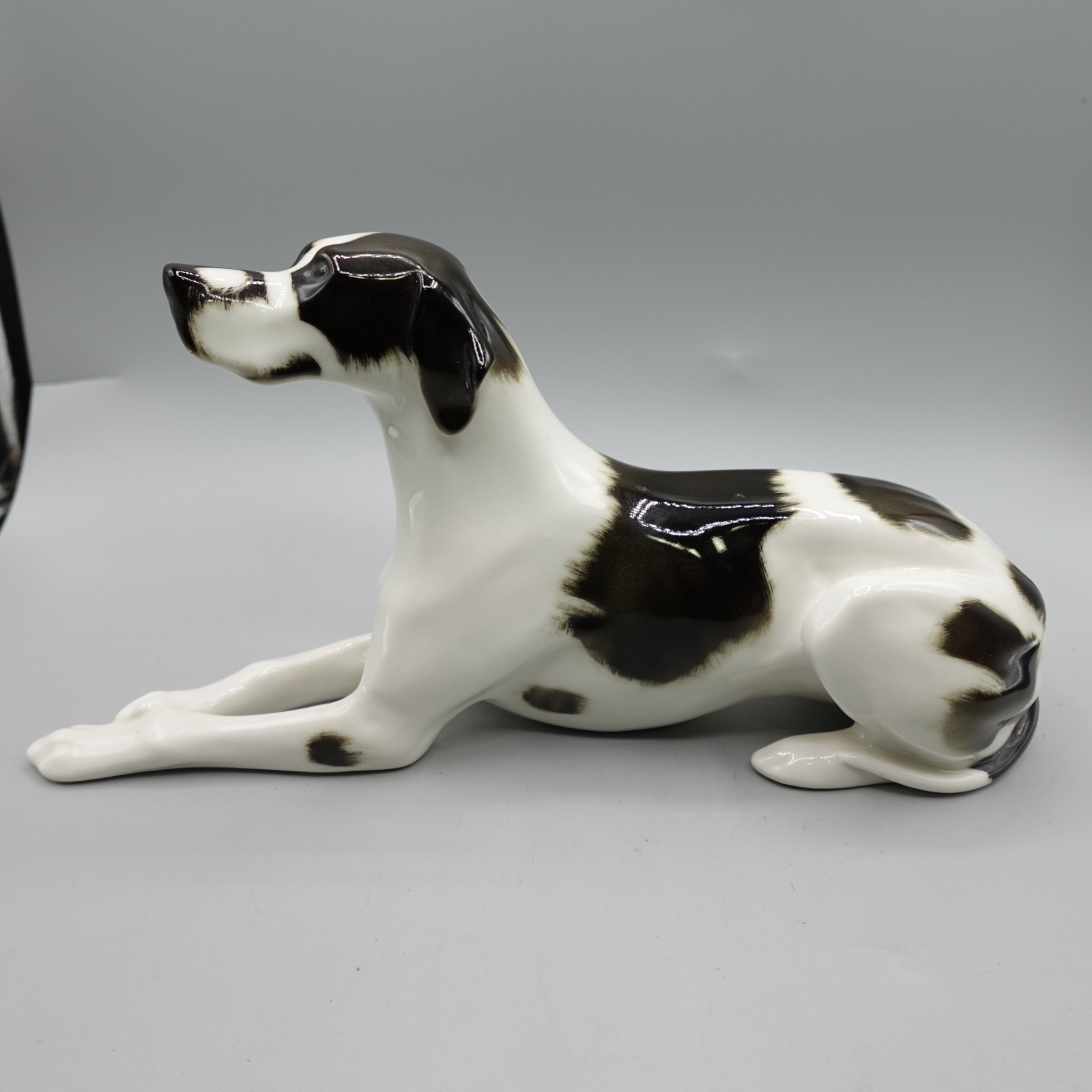 Vintage Lomonosov Russia Porcelain Setter Dog black spot Figurine Soviet Era 12\ Vintage Lomonosov Russia Porcelain Setter Dog black spot Figurine Soviet Era 12\