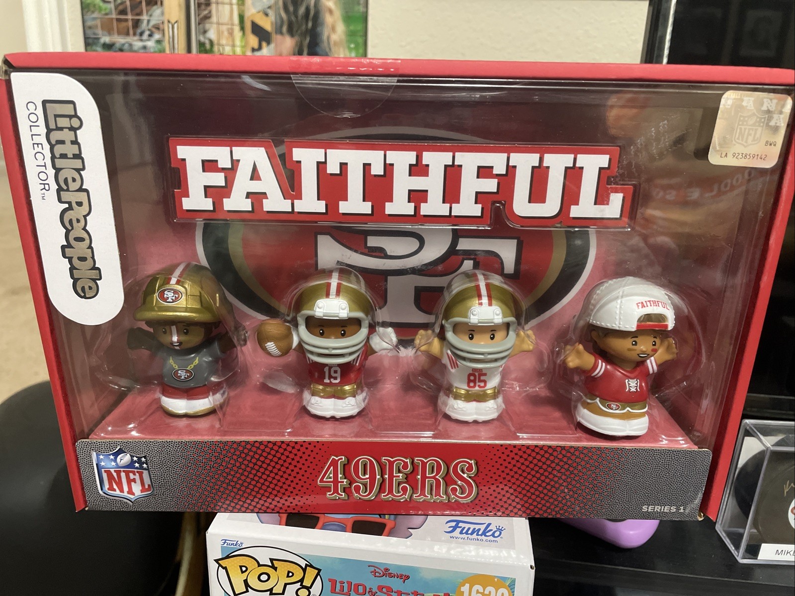 Fisher Price Little People x NFL Collector San Francisco 49ers Figure 4-Pack
