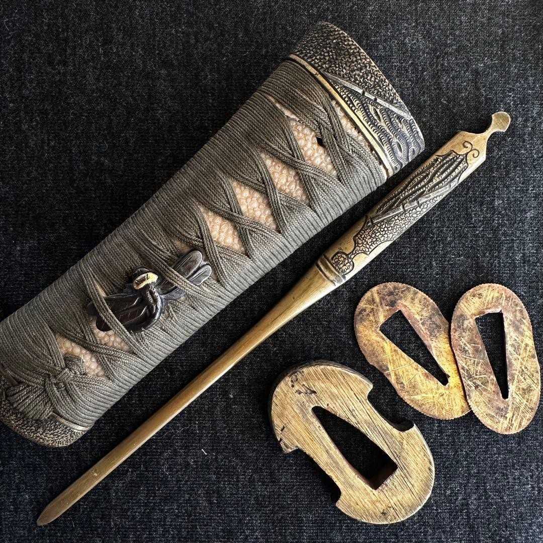 Mid Edo Japanese Tanto Tsuka Koshirae Fittings Set Dragonfly Menuki Kogai