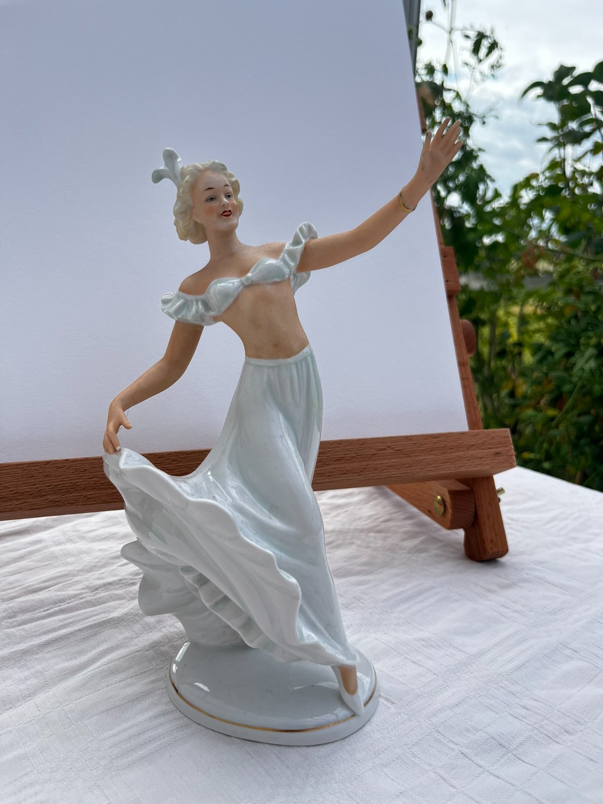 Schaubach Kunst 4202 Dancer Porcelain Figurine Germany Vintage
