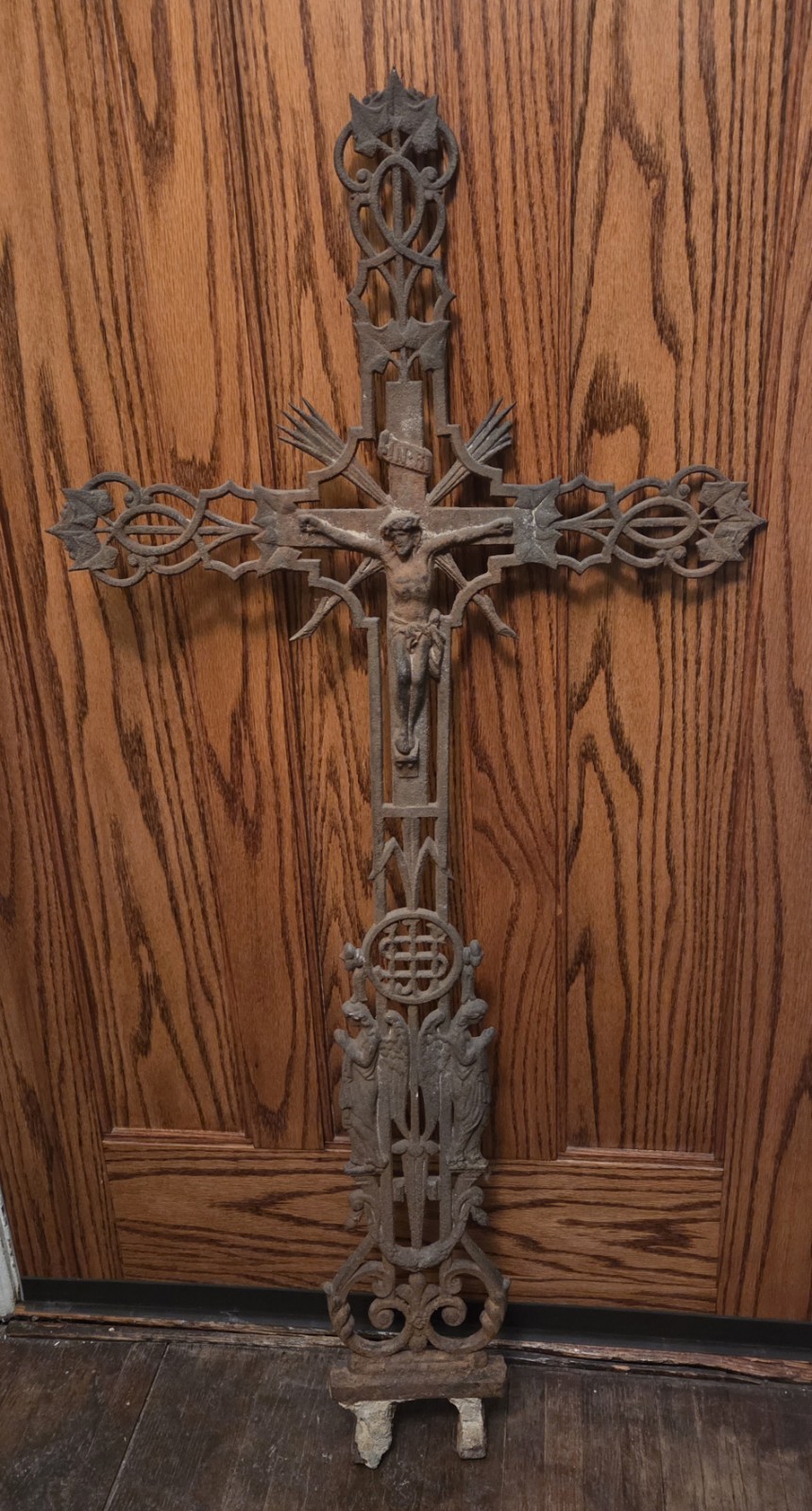 ANTIQUE ARCHITECTURAL FRENCH CAST IRON CRUCIFIX,CROSS VINTAGE MARKER 49